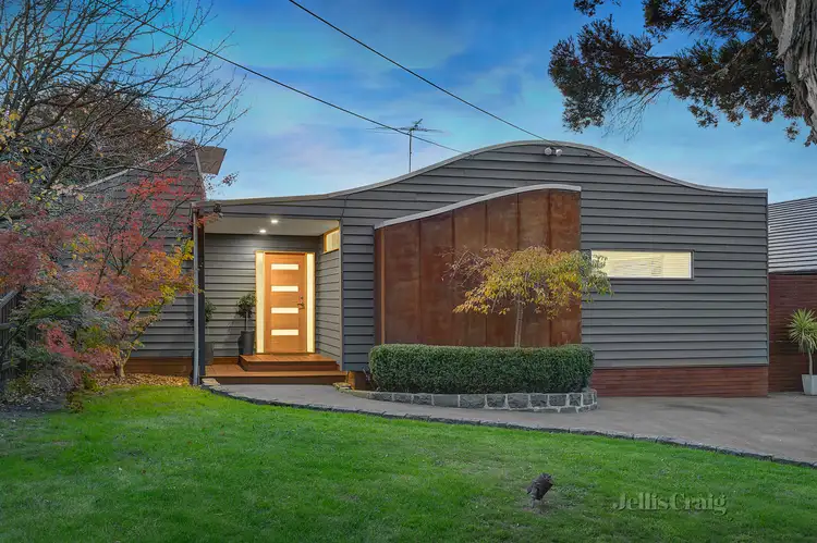 24 Shawlands Avenue, Blackburn South VIC 3130