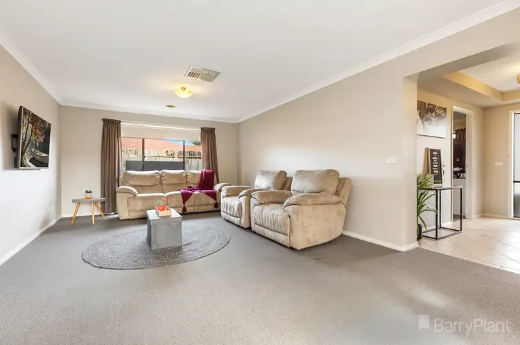 Fifth view of Homely house listing, 7 Thomas Place, Wallan VIC 3756