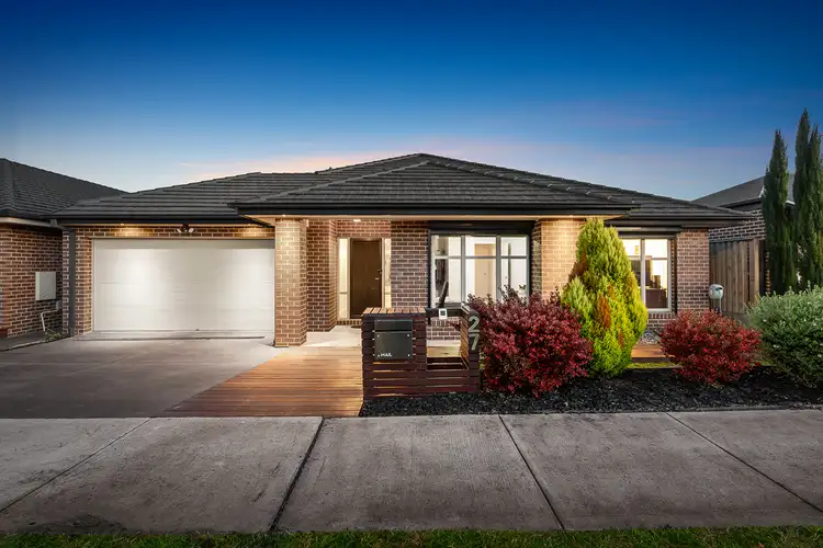 27 Woorawa Drive, Doreen VIC 3754