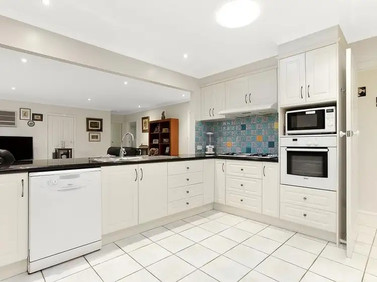 Fifth view of Homely house listing, 2 Elder Court, Templestowe Lower VIC 3107