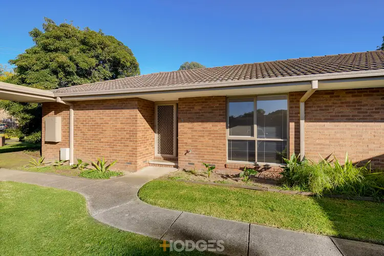 2/7 Bettina Street, Clayton VIC 3168