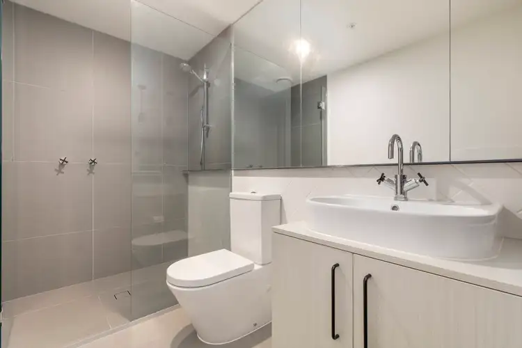 Fourth view of Homely apartment listing, 1003/20 Shamrock Street, Abbotsford VIC 3067