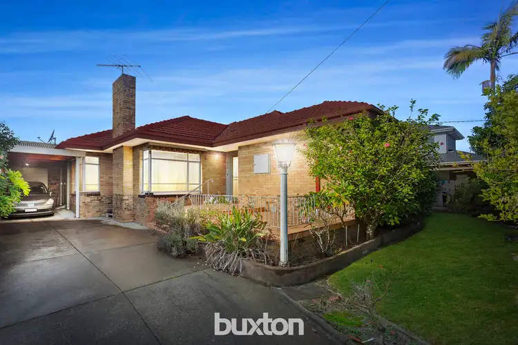 Main view of Homely house listing, 5 Holland Court, Oakleigh VIC 3166