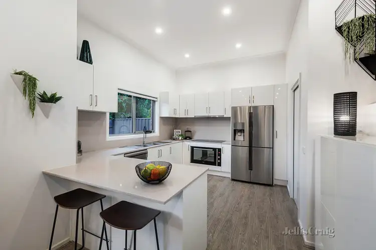 Fifth view of Homely house listing, 2/17 Glen Katherine Drive, St Helena VIC 3088