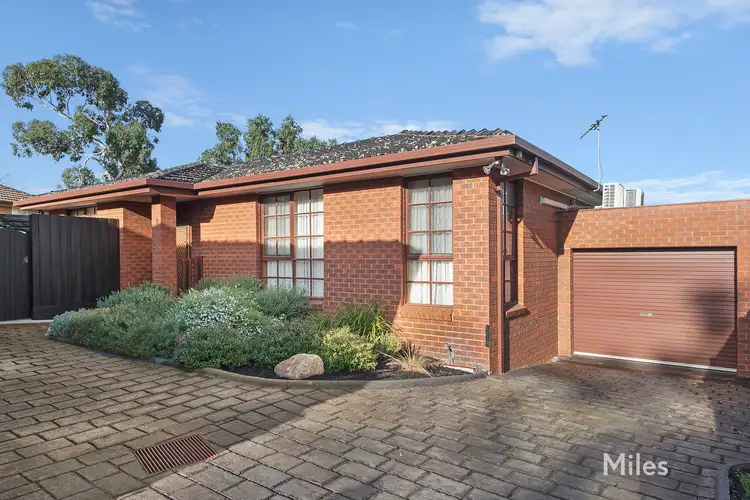 Main view of Homely unit listing, 2/65 Wungan Street, Macleod VIC 3085