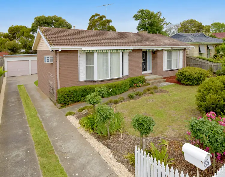 88 Simons  Road