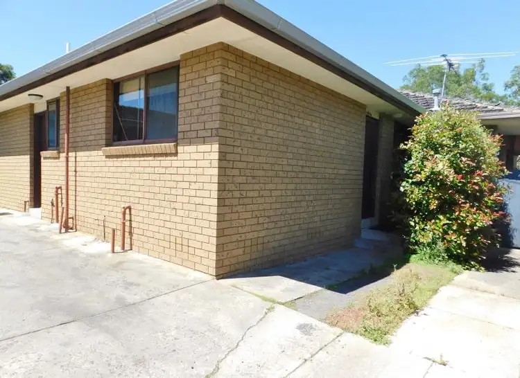 3/16 Lyndhurst Crescent