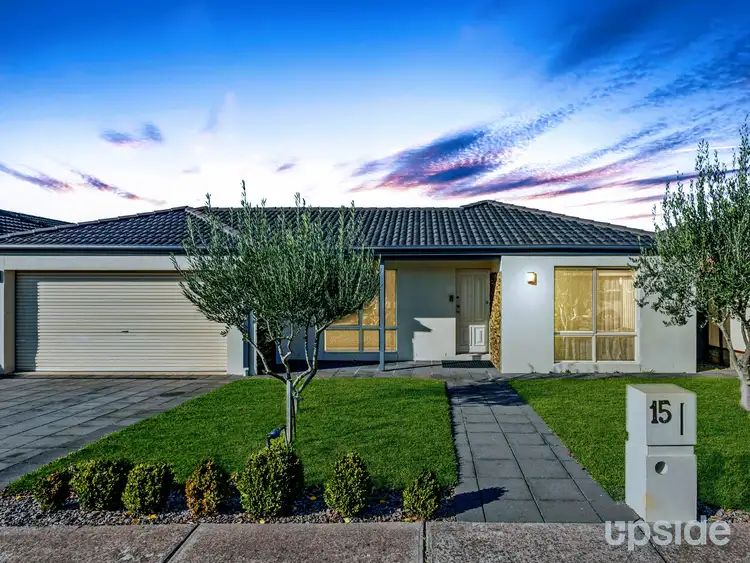 15 Lyons Avenue, Burnside Heights VIC 3023