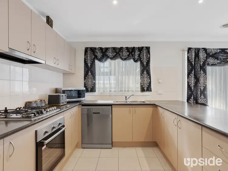 Fourth view of Homely house listing, 15 Lyons Avenue, Burnside Heights VIC 3023