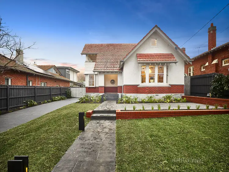 6 Heaton Avenue, Elwood VIC 3184