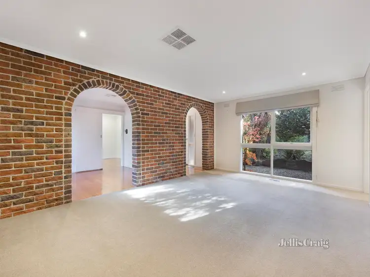 Fifth view of Homely house listing, 6 Coolong Place, Viewbank VIC 3084