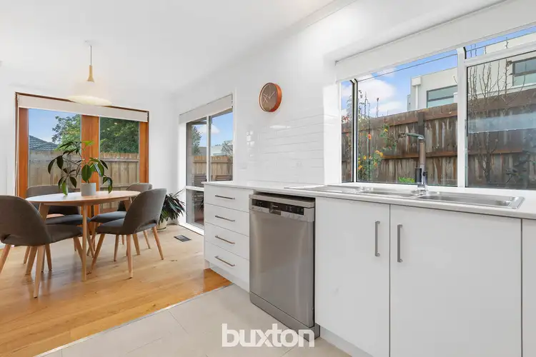Fifth view of Homely unit listing, 2/32 Brady Road, Bentleigh East VIC 3165
