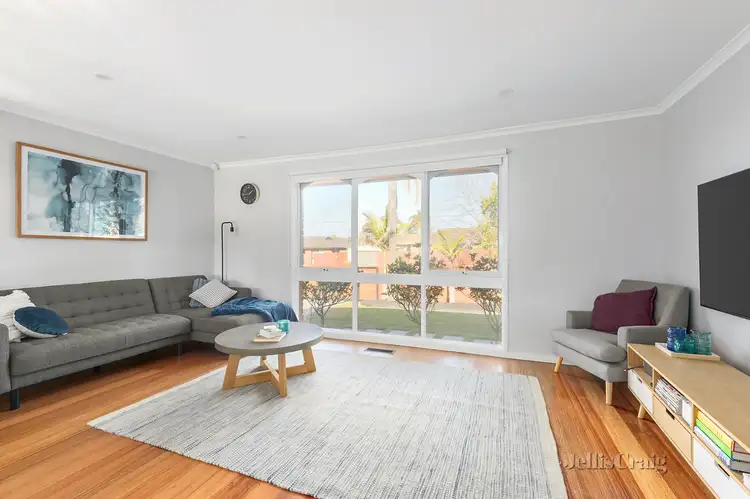 Second view of Homely house listing, 4 Elliminya Court, Clarinda VIC 3169