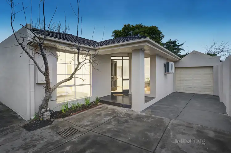 Main view of Homely unit listing, 2/204 Patterson Road, Bentleigh VIC 3204