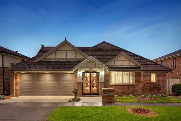 22 Stanley Drive, Doncaster VIC 3108