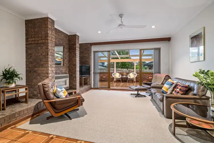 Fourth view of Homely house listing, 2 Jennifer Court, Vermont South VIC 3133