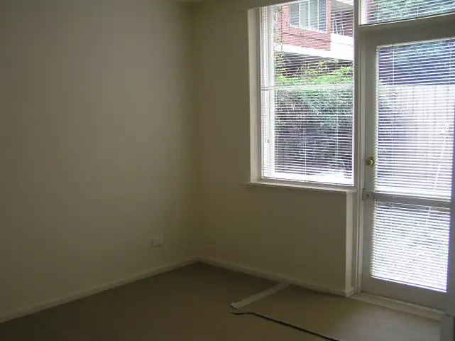 Fourth view of Homely apartment listing, 3/10a Mason Street, Hawthorn VIC 3122