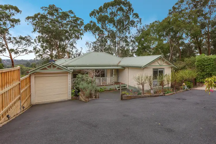 9a Shalbury Avenue, Eltham VIC 3095