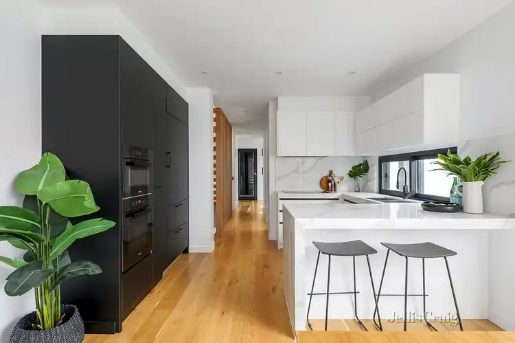Sixth view of Homely townhouse listing, 8B Quinns Road, Bentleigh East VIC 3165