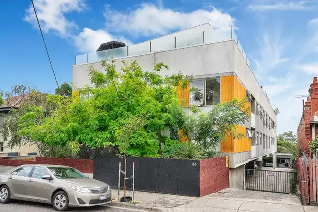 Main view of Homely studio listing, 9a/44 Waterloo Crescent, St Kilda VIC 3182