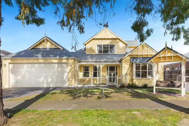 20 McAuley Avenue, Pakenham VIC 3810