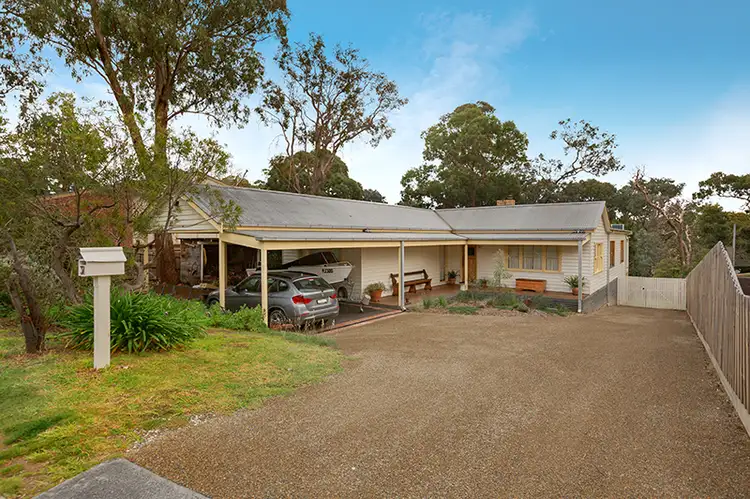 31 Baldwin  Avenue, Montmorency VIC 3094