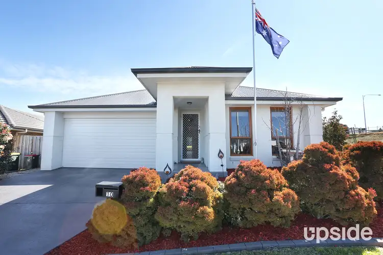 10 Lyons Street, Elderslie NSW 2570
