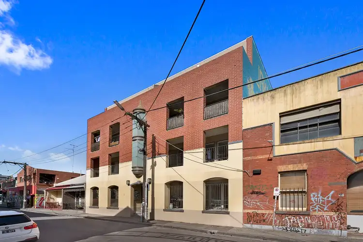 5 Spring  Street