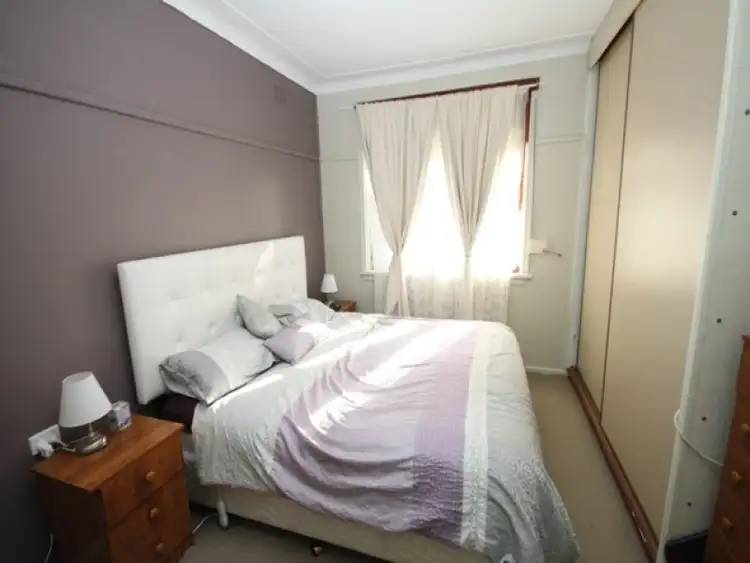 Seventh view of Homely house listing, 15 Spooner Ave, Mount Austin NSW 2650