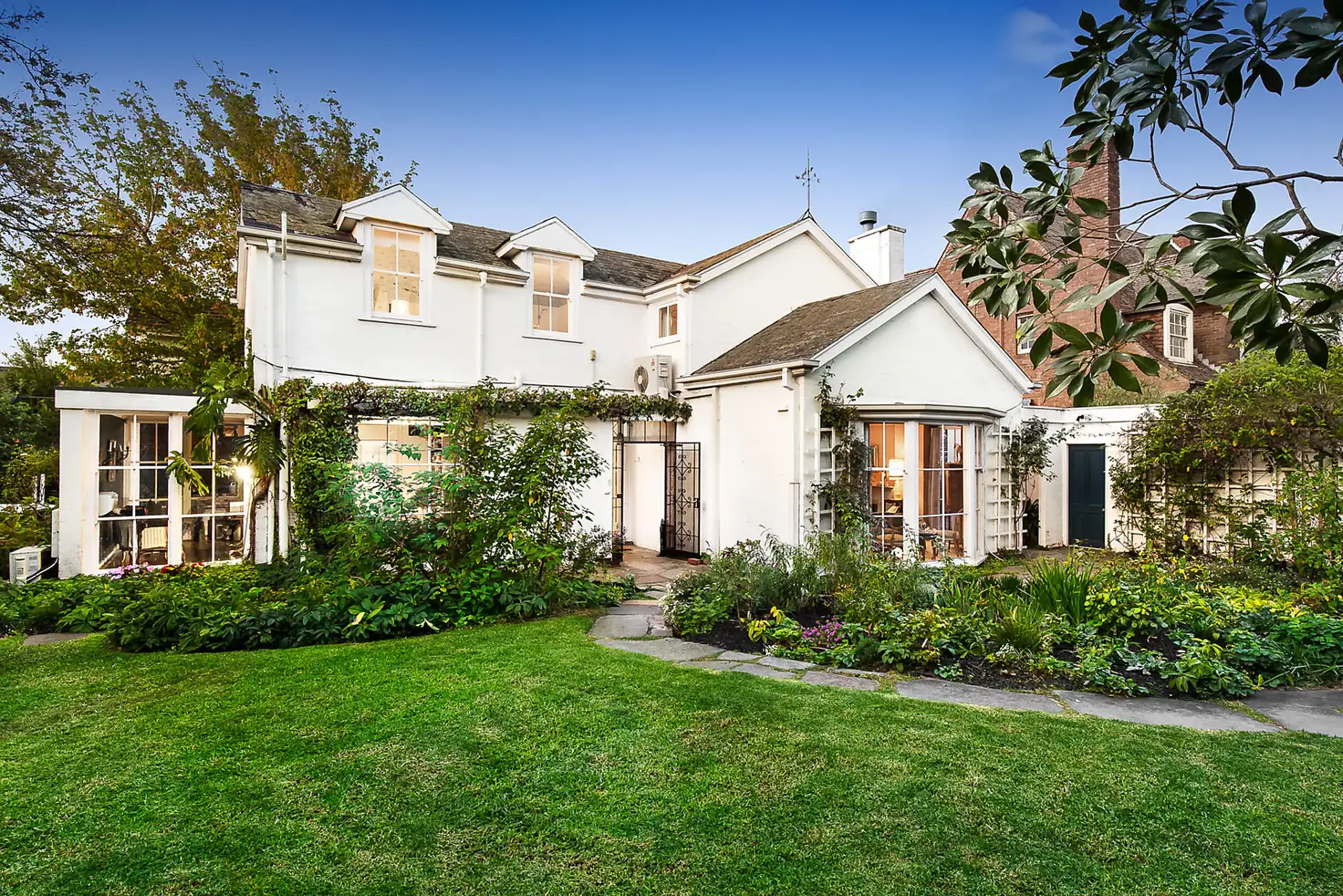 Main view of Homely house listing, 10 Cole Court, Toorak VIC 3142
