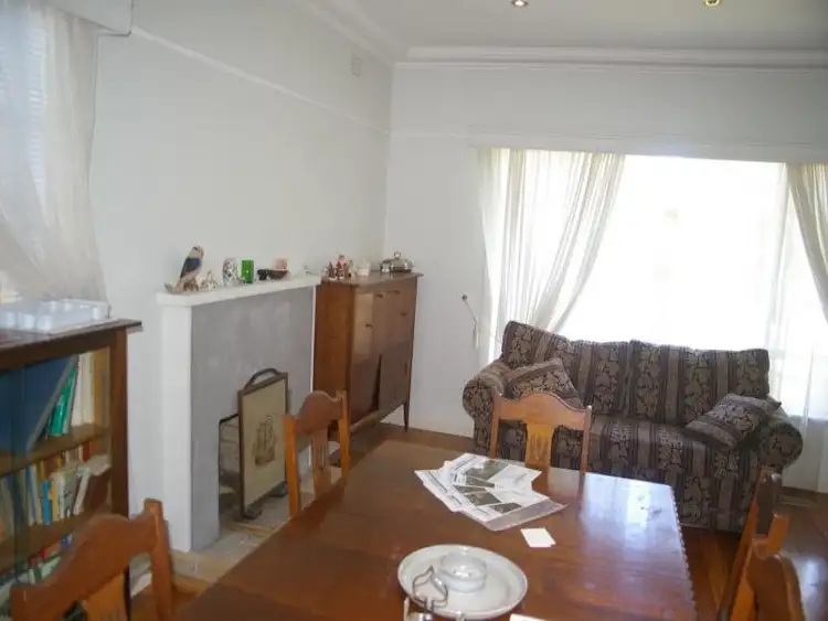 Fourth view of Homely house listing, 4 Daours Court, Watsonia VIC 3087