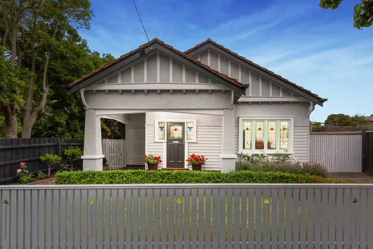 11 Edgevale Road, Kew VIC 3101