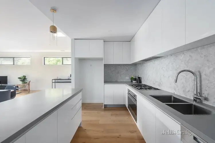 Fifth view of Homely townhouse listing, 2/1 Romney Close, Moorabbin VIC 3189