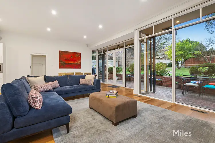 46 Hopetoun Grove, Eaglemont VIC 3084