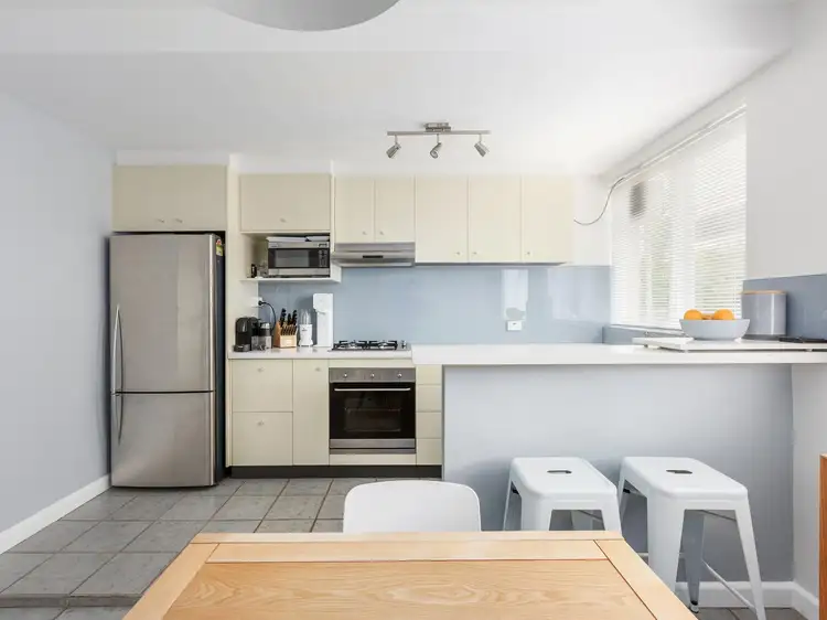 Fourth view of Homely apartment listing, 2/13 Phillip Street, Bentleigh VIC 3204
