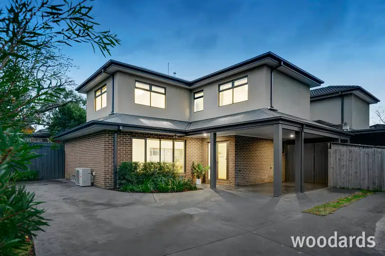 2/4 Hillside Crescent, Blackburn VIC 3130