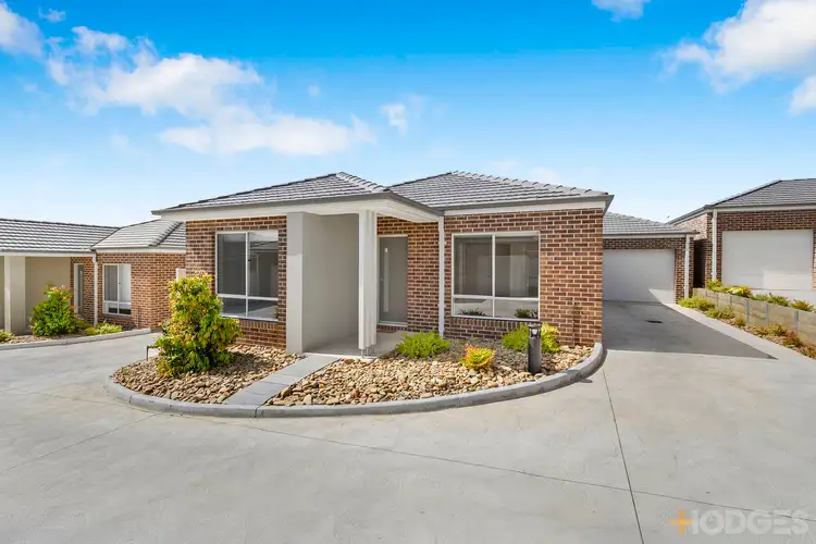 4/31 Meadowvale Drive, Grovedale VIC 3216