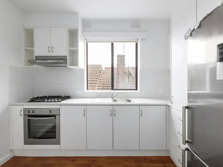 Fifth view of Homely apartment listing, 4/17 Oak Grove, Ripponlea VIC 3185