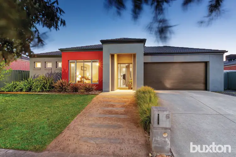 6 Waterford Drive, Miners Rest VIC 3352