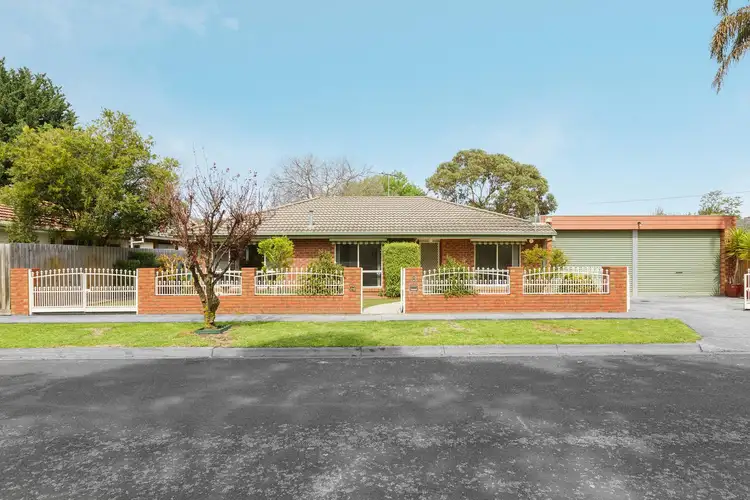 8 Doonga Avenue, Moorabbin VIC 3189