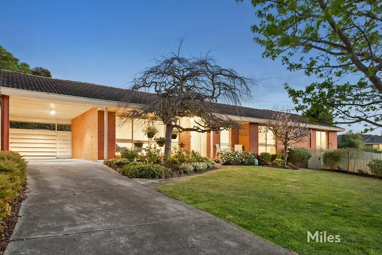 2/20 Roger Street, Doncaster East VIC 3109