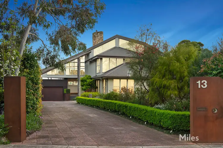 13 Mossman Drive, Eaglemont VIC 3084