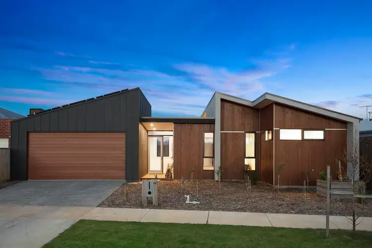 36 Silverwood Parade