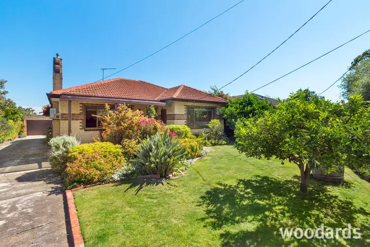 11 Adrienne Crescent, Mount Waverley VIC 3149