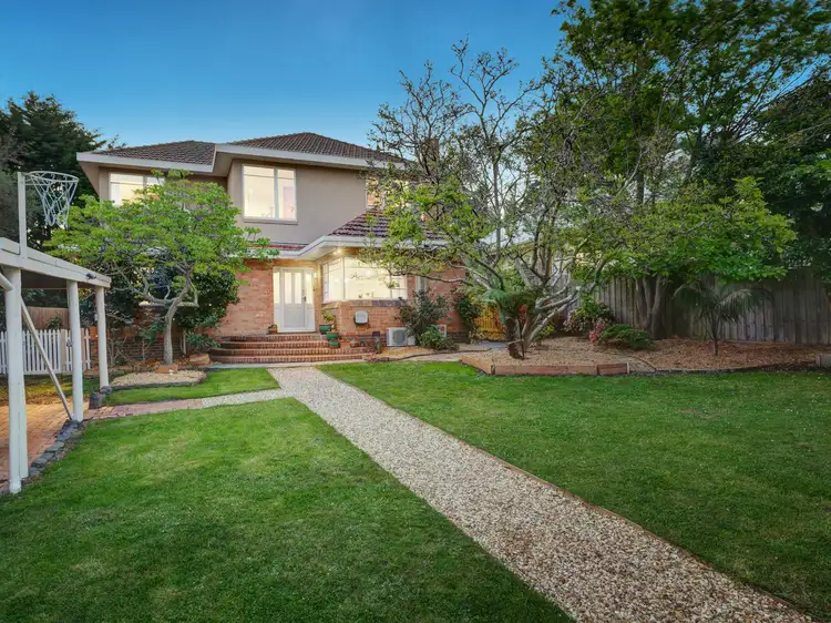 14 Walwa Street, Mitcham VIC 3132