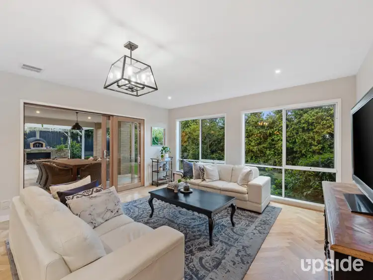 Second view of Homely house listing, 5 Eamon Drive, Viewbank VIC 3084