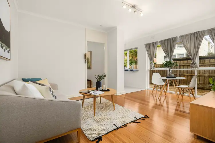 2/58 Lansdowne Road, St Kilda East VIC 3183