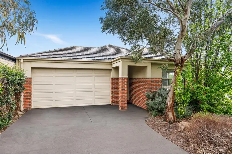 10 Paisley Crescent, Mernda VIC 3754