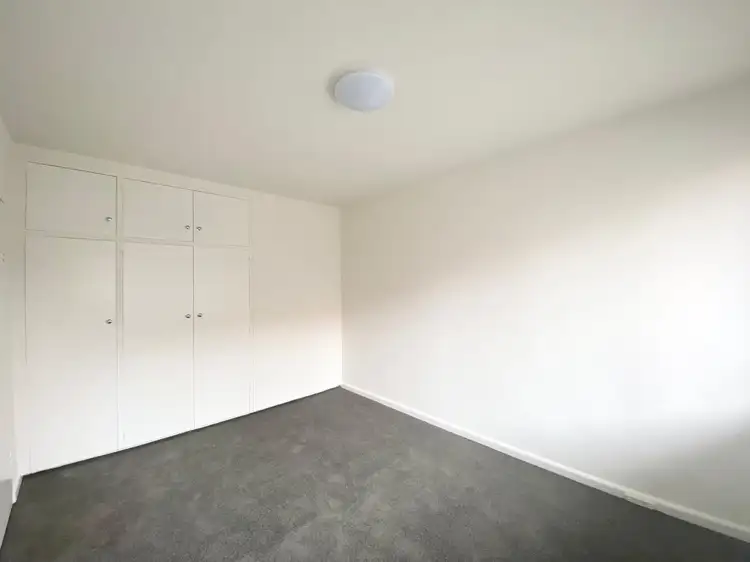 Fifth view of Homely apartment listing, 2/49 Lantana Road, Elsternwick VIC 3185