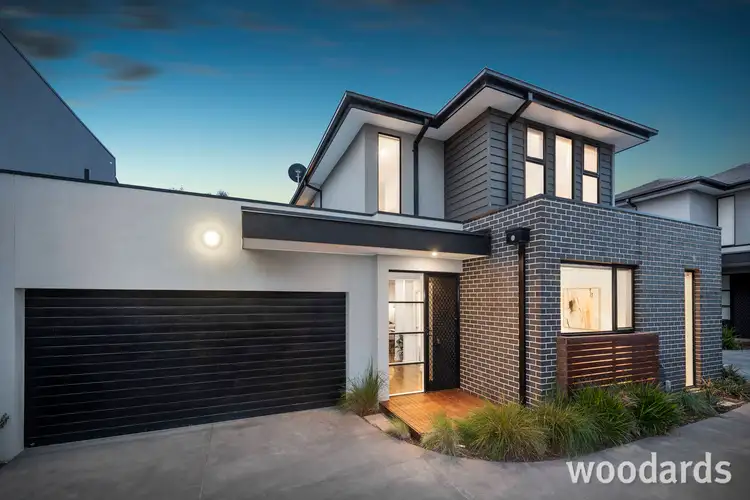 2/1 La Frank Street, Burwood VIC 3125